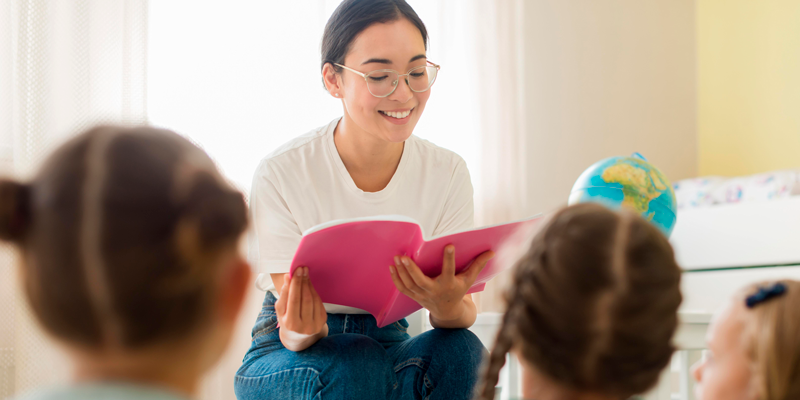 Wat is een pedagogisch beleidsmedewerker / coach?